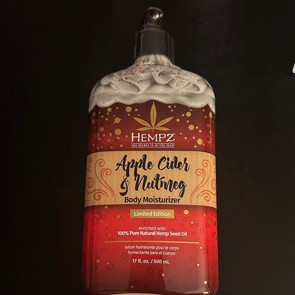 New Hempz Apple Cider & Nutmeg Body Moisturizer